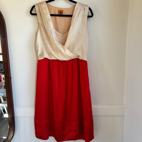 Tory Burch Darya Colorblock Dress Silk Champagne & Red Size 4 - Picture 3 of 15